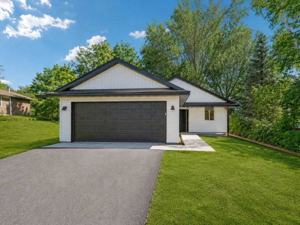1005 2nd Street SE, Faribault, MN 55021