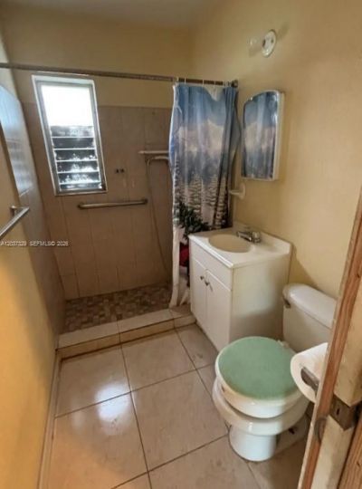 11410 SW 44th St , Miami, FL 33165 Photo