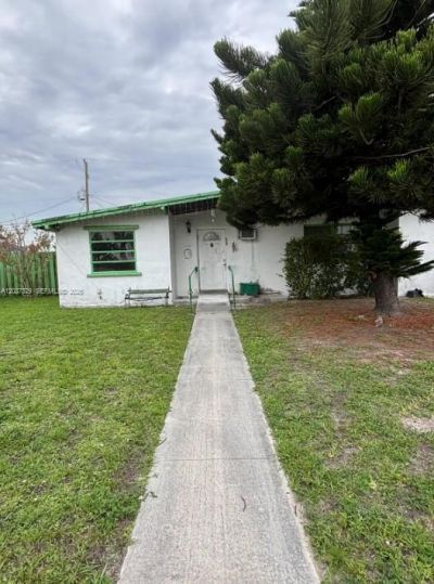 11410 SW 44th St , Miami, FL 33165 Photo