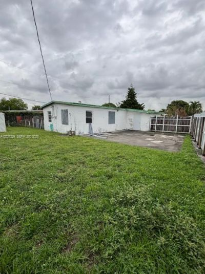 11410 SW 44th St , Miami, FL 33165 Photo