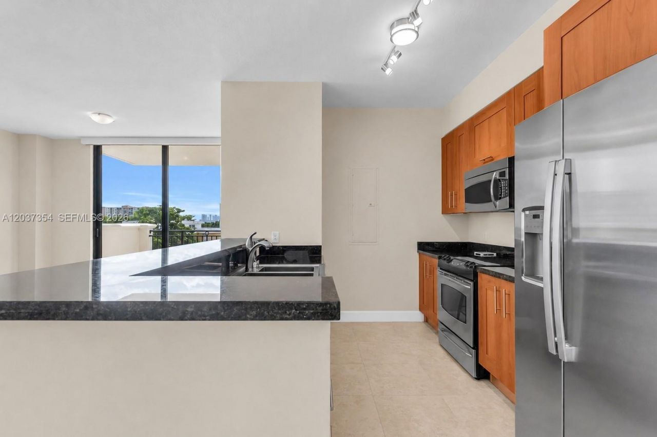 1300 Ponce De Leon Blvd, Unit 503, Coral Gables, FL 33134 Photo