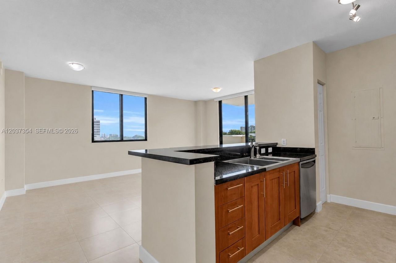 1300 Ponce De Leon Blvd, Unit 503, Coral Gables, FL 33134 Photo