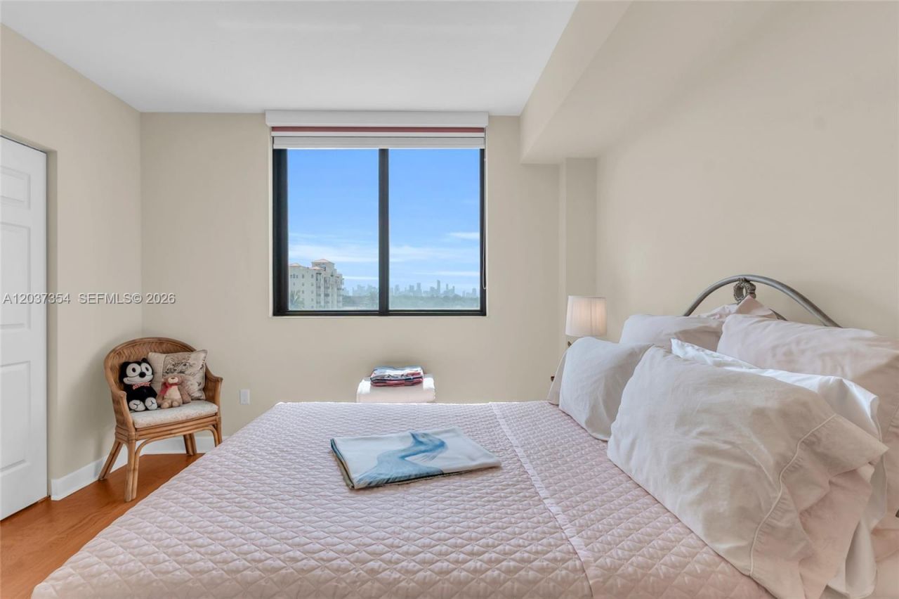 1300 Ponce De Leon Blvd, Unit 503, Coral Gables, FL 33134 Photo