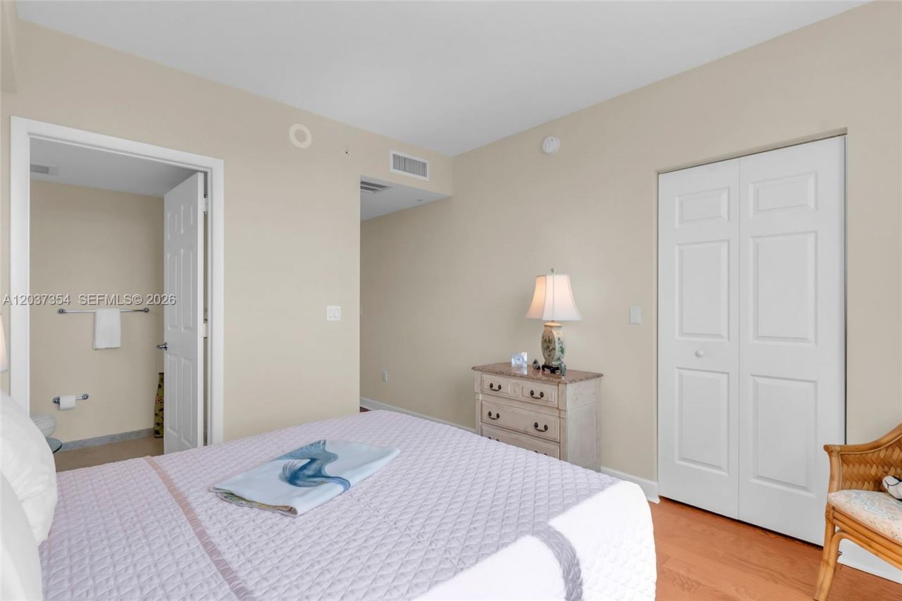 1300 Ponce De Leon Blvd, Unit 503, Coral Gables, FL 33134 Photo