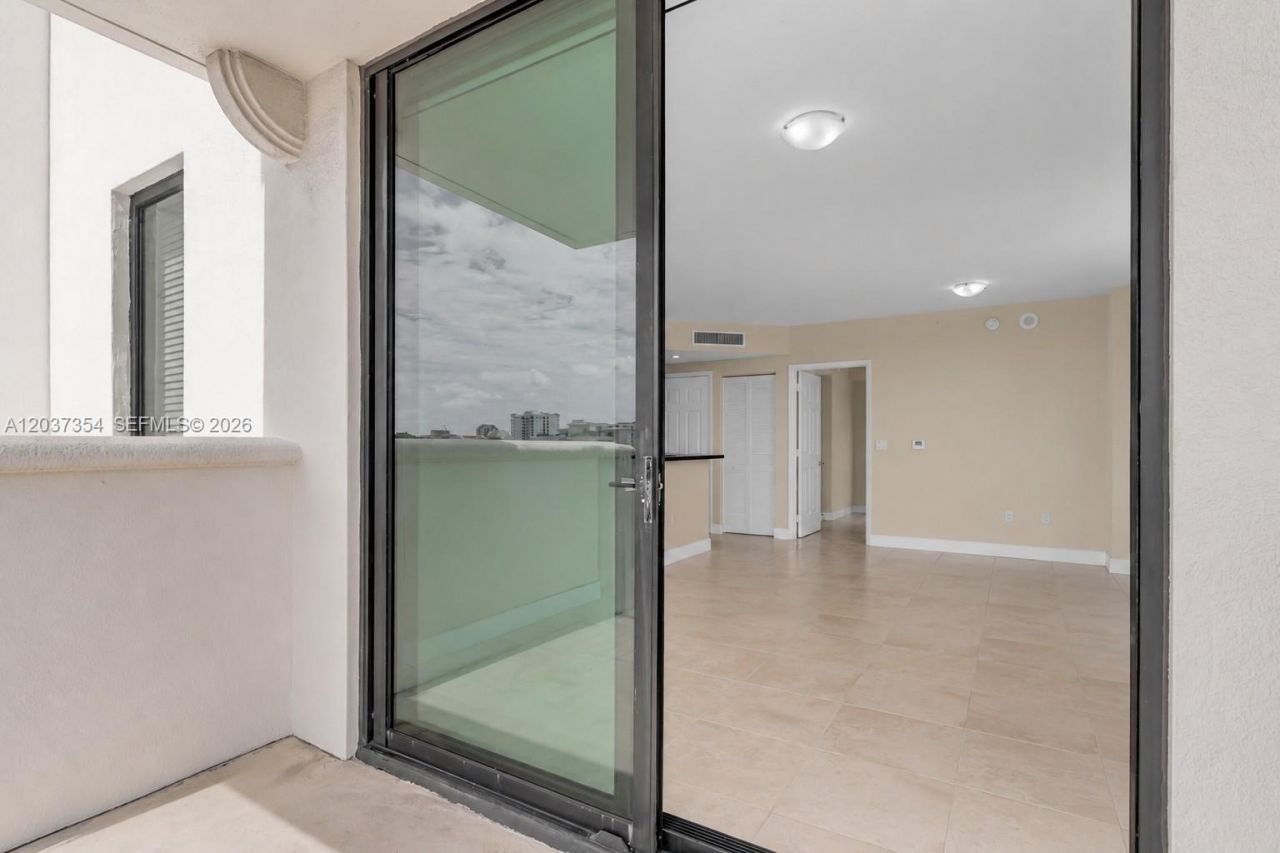 1300 Ponce De Leon Blvd, Unit 503, Coral Gables, FL 33134 Photo