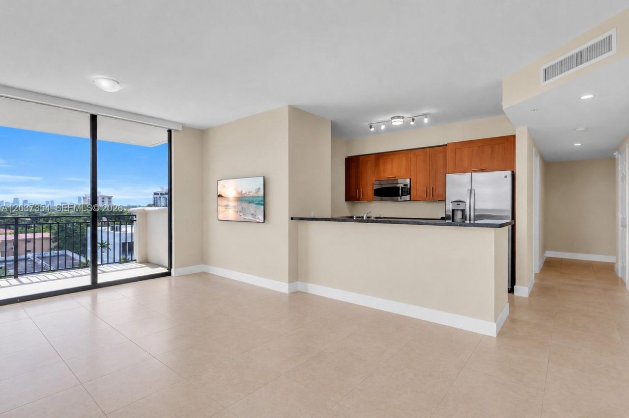 1300 Ponce De Leon Blvd, Unit 503, Coral Gables, FL 33134 Photo