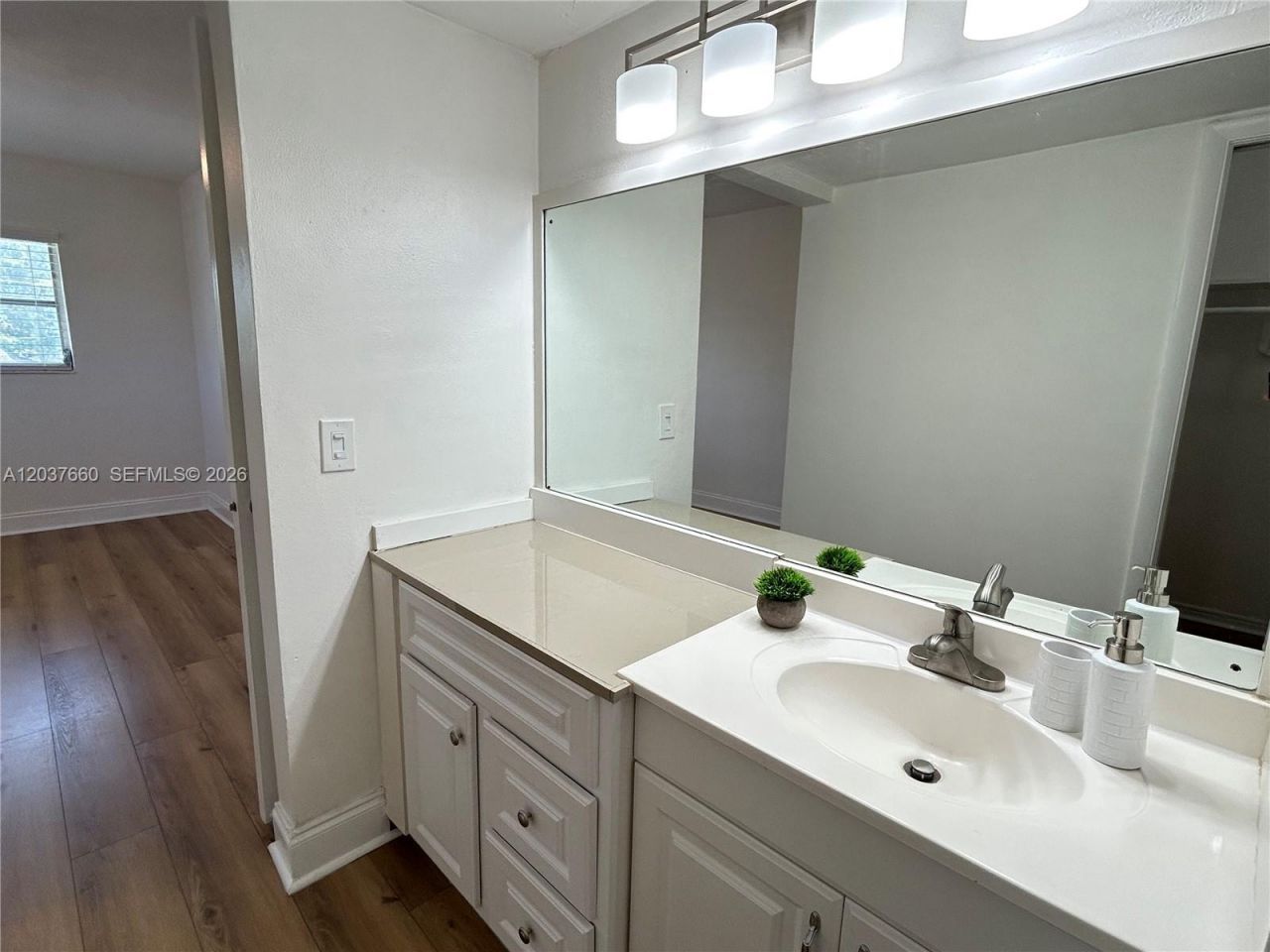 7505 SW 82nd St , Unit 320, Miami, FL 33143 Photo