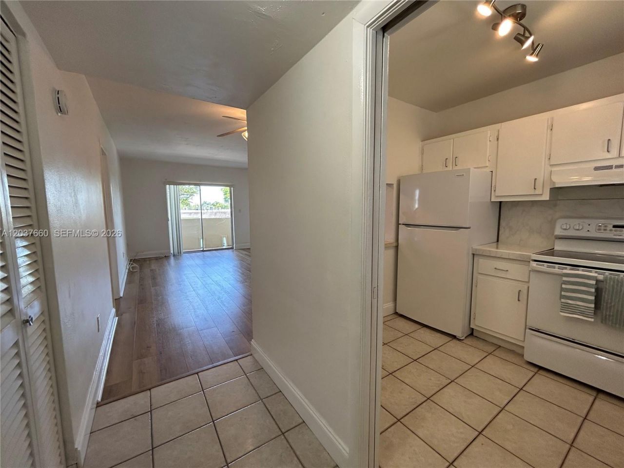 7505 SW 82nd St , Unit 320, Miami, FL 33143 Photo