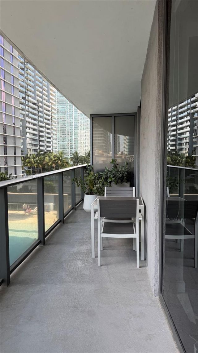 45 SW 9th St , Unit 1106, Miami, FL 33130 Photo