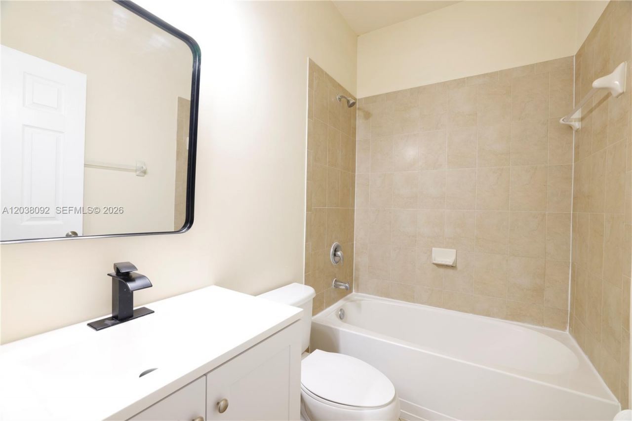 7146 SW 163rd Ave , Miami, FL 33193 Photo