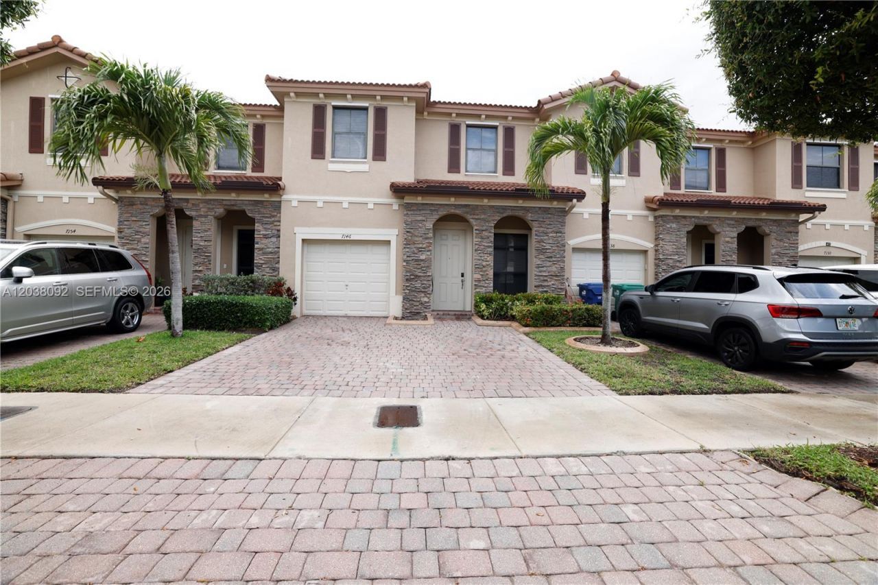 7146 SW 163rd Ave , Miami, FL 33193 Photo