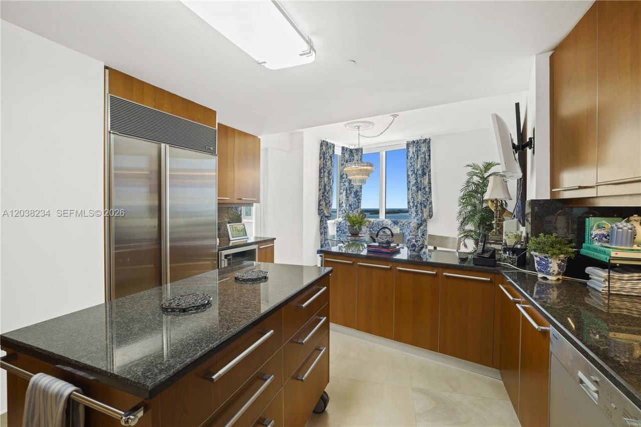 901 Brickell Key Blvd , Unit 2408, Miami, FL 33131 Photo