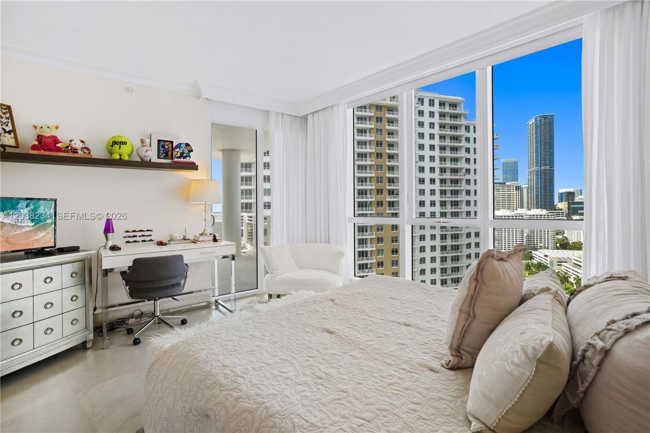 901 Brickell Key Blvd , Unit 2408, Miami, FL 33131 Photo