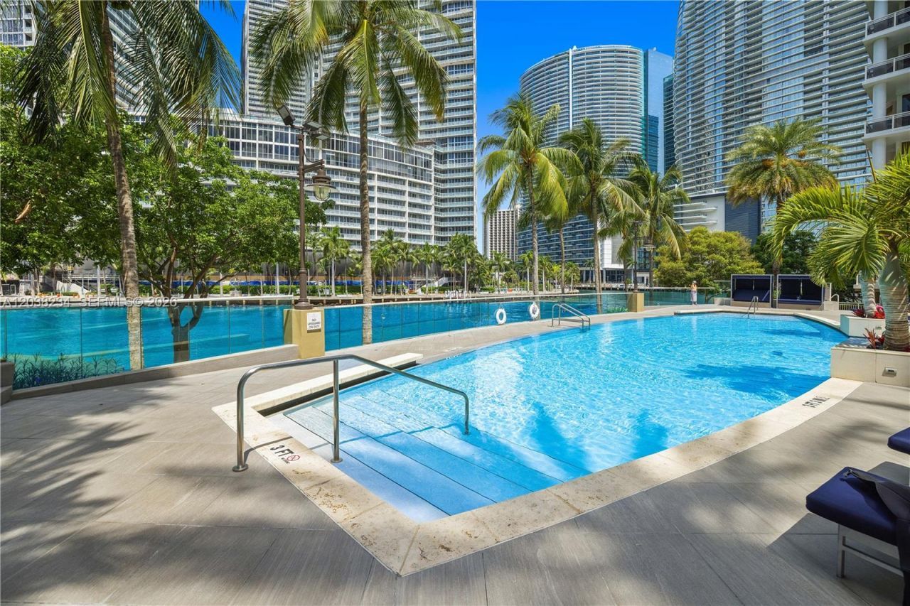 901 Brickell Key Blvd , Unit 2408, Miami, FL 33131 Photo
