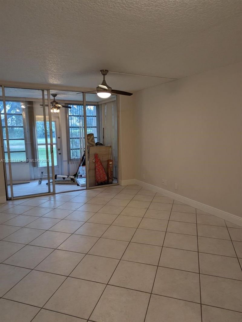 9460 Tangerine Pl, Unit 101, Davie, FL 33324 Photo