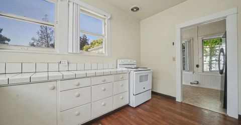 55 Hayden Aly, Sutter Creek, CA 95685 Photo