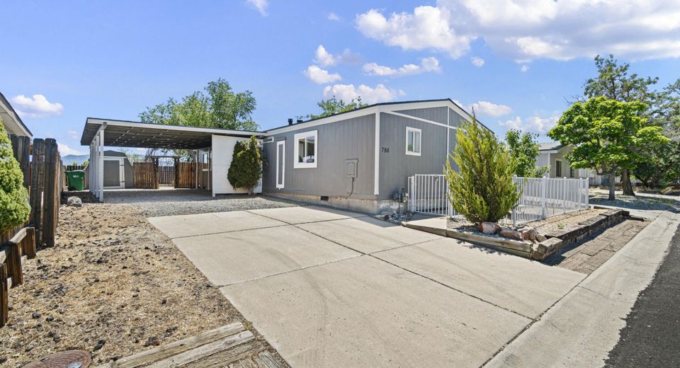 786 Chari Drive, Mound House, NV 89706 Photo