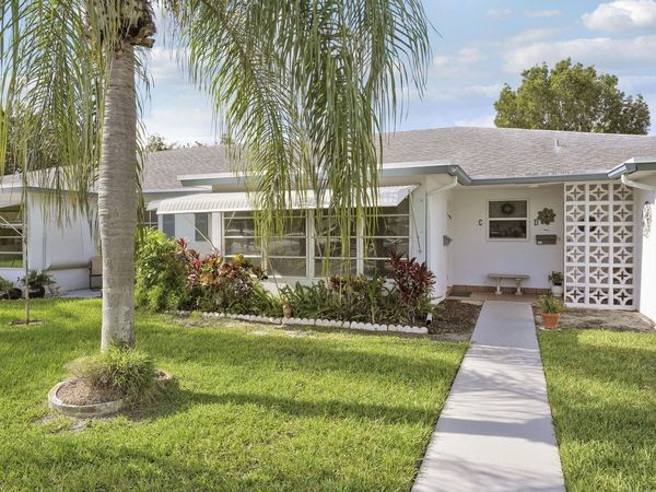 1142 W Circle Ter Terrace W, Unit C, Delray Beach, FL 33445