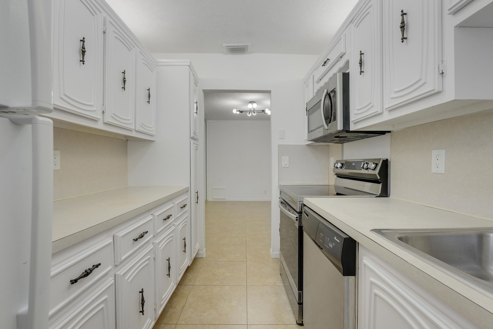 1142 W Circle Ter Terrace W, Unit C, Delray Beach, FL 33445 Photo