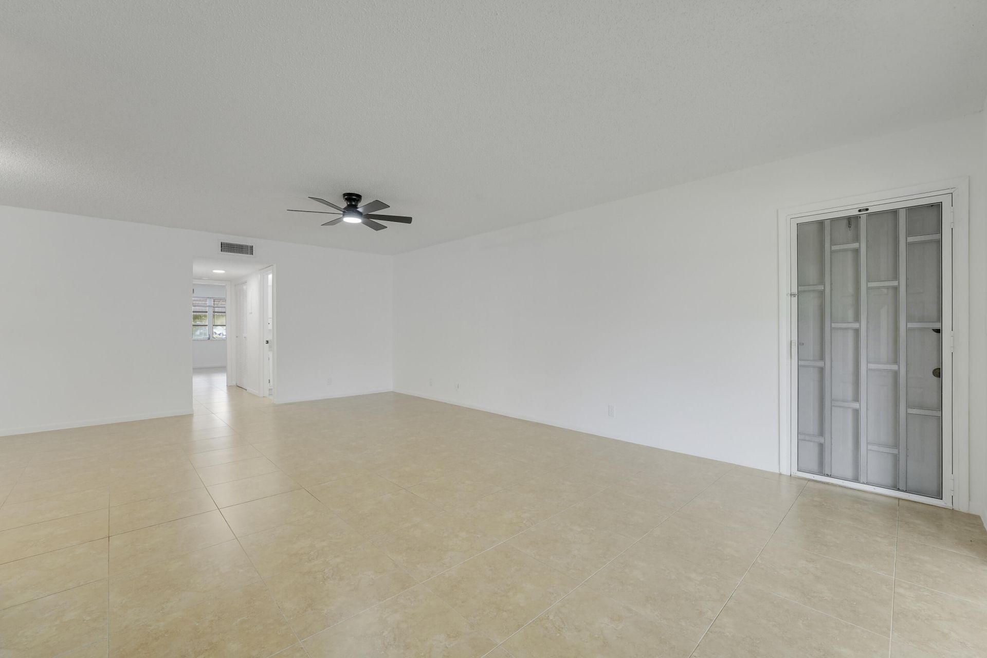 1142 W Circle Ter Terrace W, Unit C, Delray Beach, FL 33445 Photo