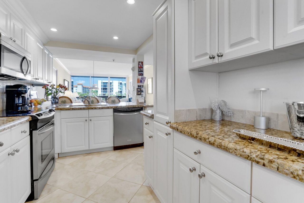 2687 N Ocean Boulevard, Unit G-305, Boca Raton, FL 33431 Photo