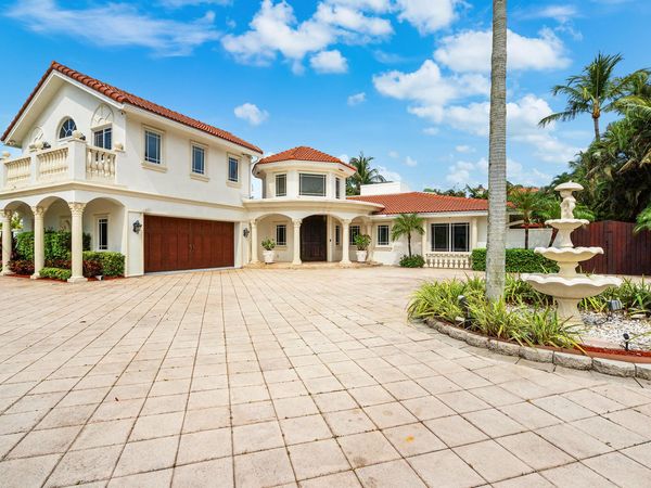 1098 Spanish River Road, Boca Raton, FL 33432