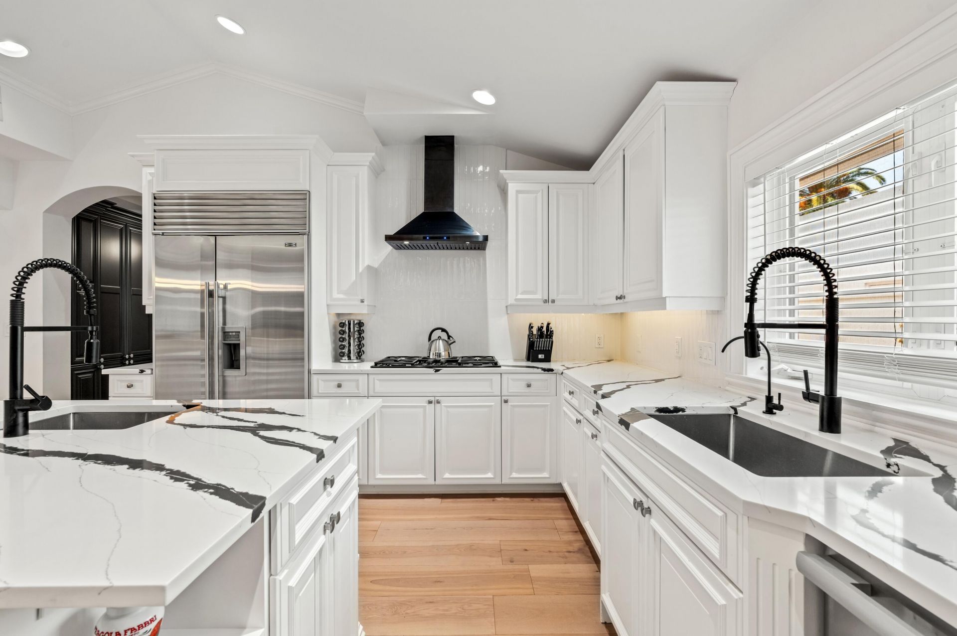1098 Spanish River Road, Boca Raton, FL 33432 Photo
