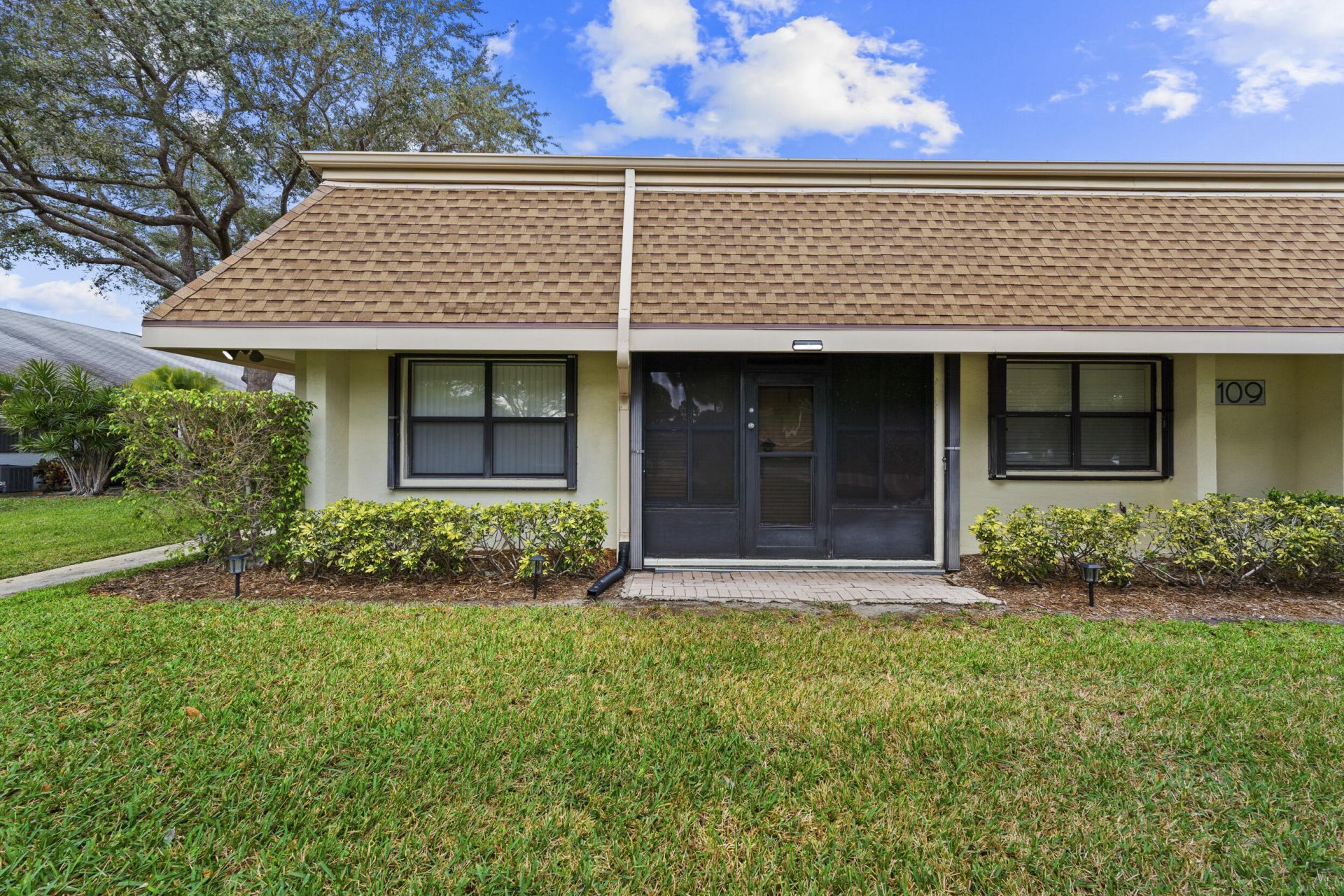 109 Half Moon Circle, Unit C, Jupiter, FL 33458 Photo