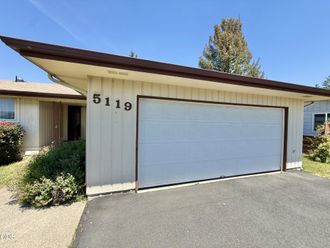 5119 Barry Avenue Klamath Falls, OR 97603