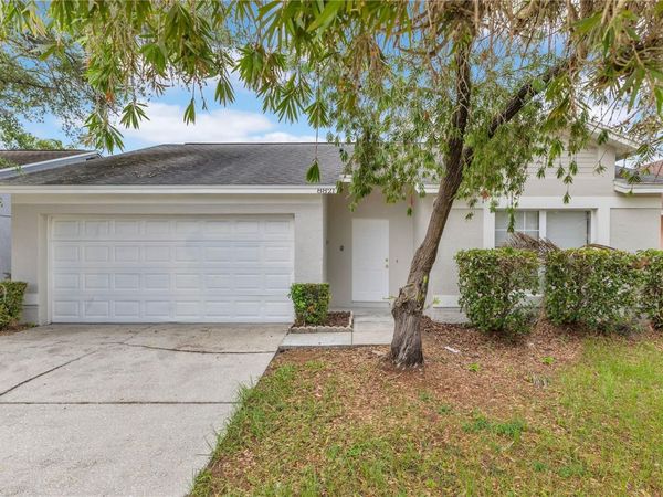 8821 PARLIAMENT COURT , KISSIMMEE, FL 34747