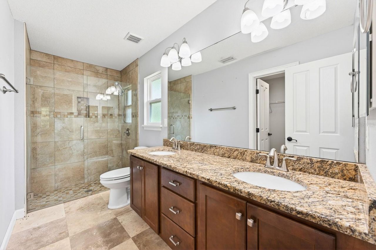 116 W 5th Street , Chuluota, FL 32766 Photo