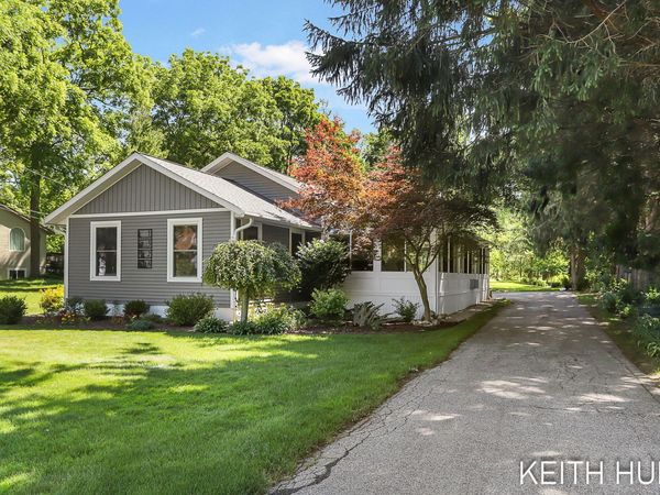 1328 Maplerow Avenue NW, Grand Rapids, MI 49534
