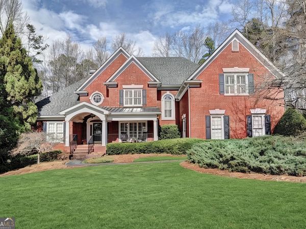 7040 Laurel Oak Drive, Suwanee, GA 30024