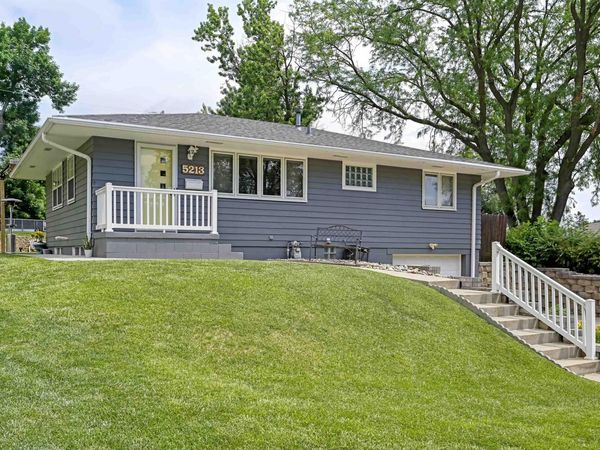 5213 Windsor Ave, Sioux City, IA 51106
