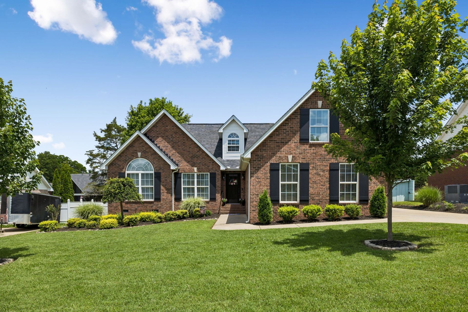 521 Dallas Ct, Murfreesboro, TN 37130 Main Photo