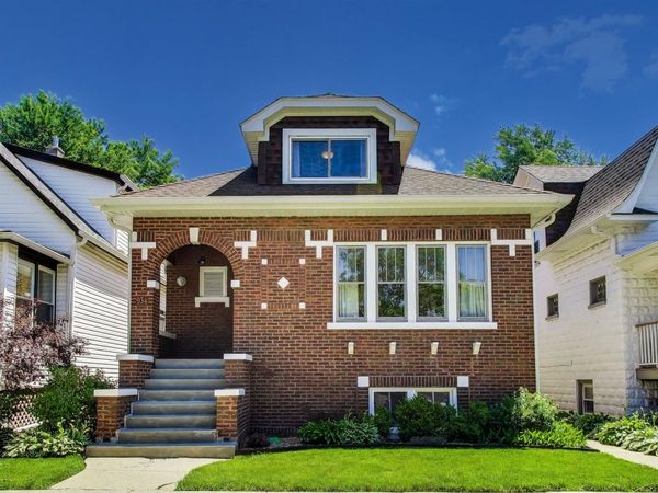 934 Circle Avenue, Forest Park, IL 60130