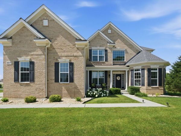 2617 Barker Drive, Batavia, IL 60510