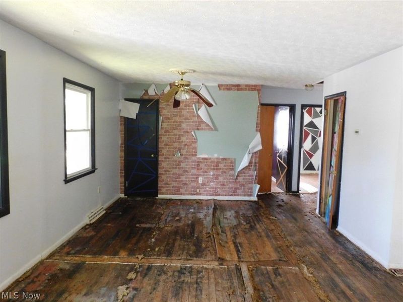 2908 Columbus Avenue , Ashtabula, OH 44004 Photo 6