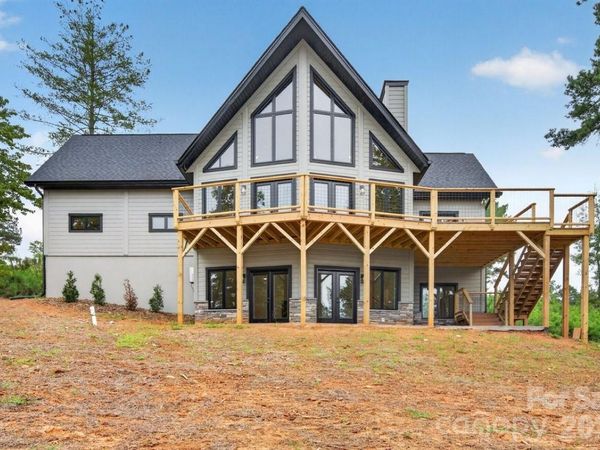 2199 Castle Peak Mountain, Connelly Springs, NC 28612