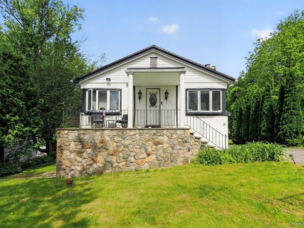 21 Sussex Road, Carmel, NY 10512