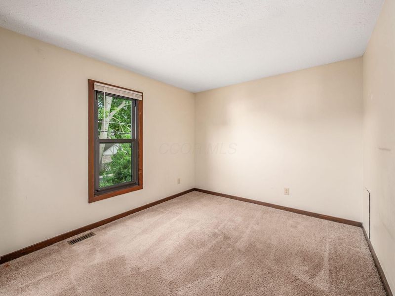 424 Edinburgh Road , Dublin, OH 43017 Photo 11