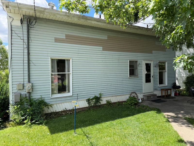 1025 S Myrtle Avenue, Willard, OH 44890 Photo 2