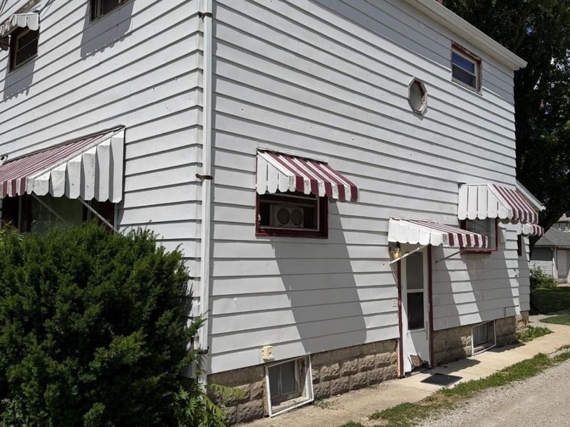 211 Woodbine Street, Willard, OH 44890 Photo 3