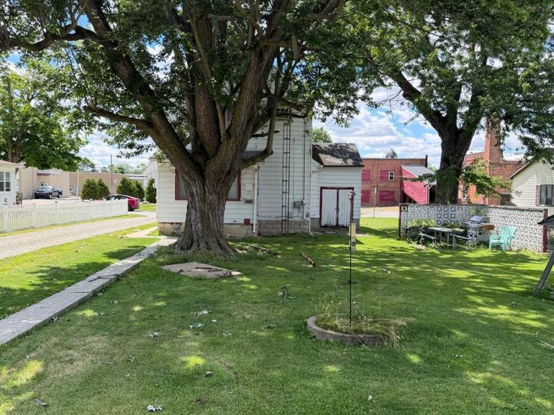 211 Woodbine Street, Willard, OH 44890 Photo 7