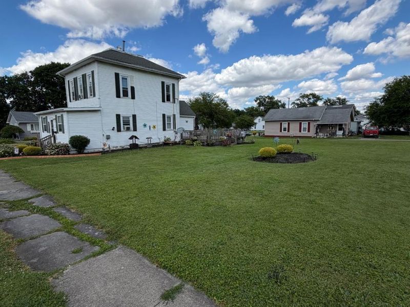 324 Keefer Street, Willard, OH 44890 Photo 5