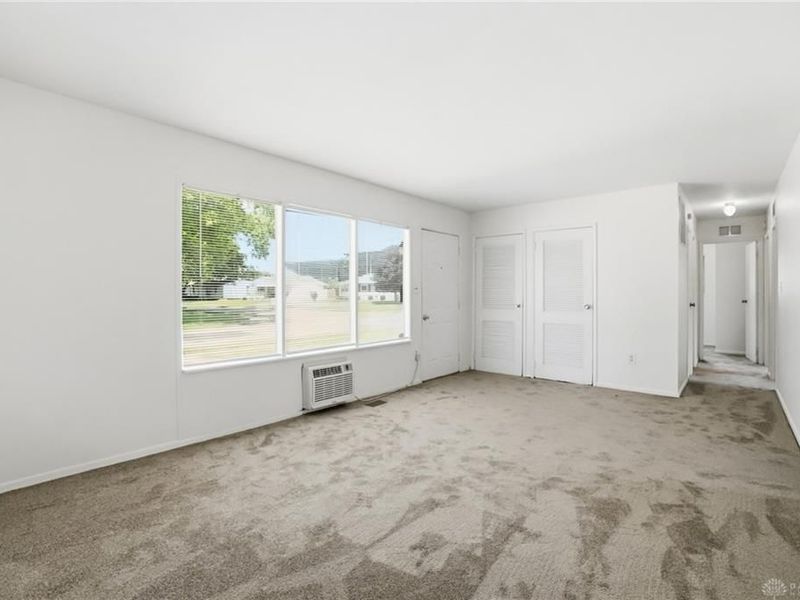 1031 Reid Avenue, Xenia, OH 45385 Photo 3