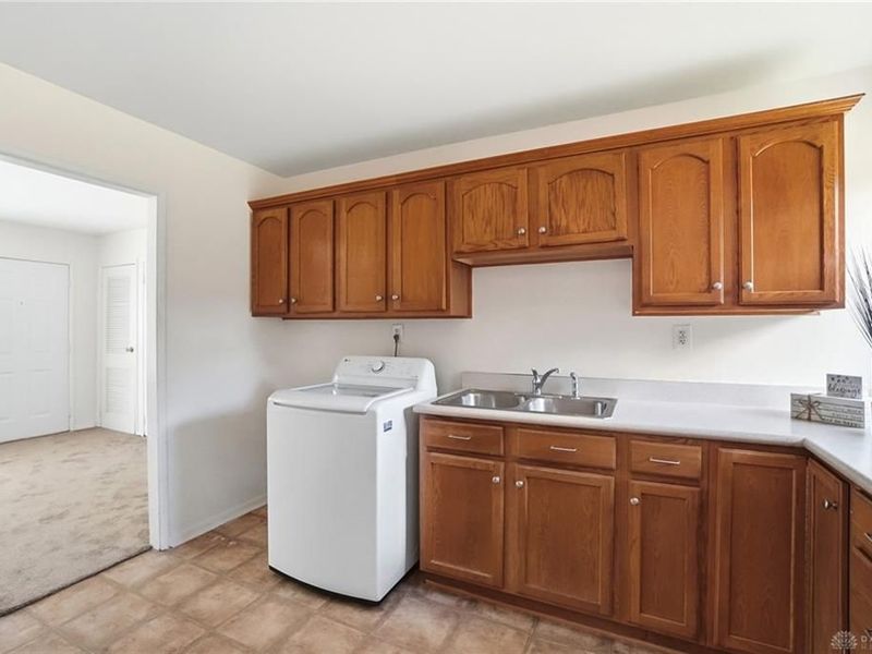 1031 Reid Avenue, Xenia, OH 45385 Photo 5