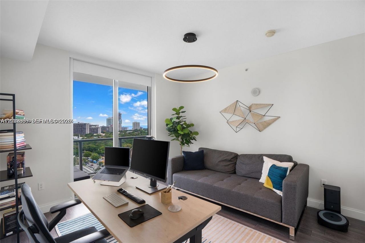 79 SW 12th St , Unit 2204-S, Miami, FL 33130 Photo
