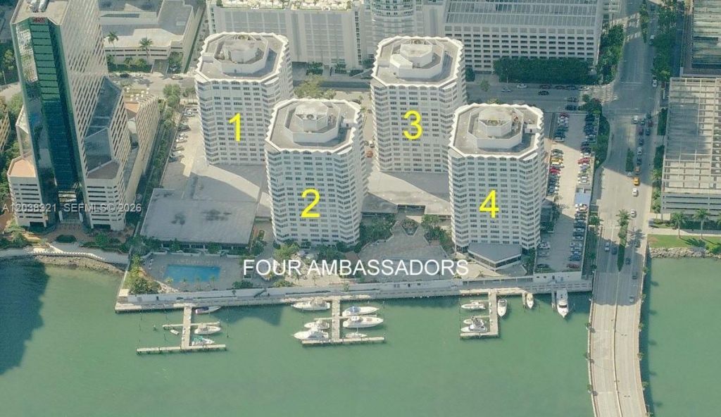 801 Brickell Bay Dr, Unit 364, Miami, FL 33131 Photo