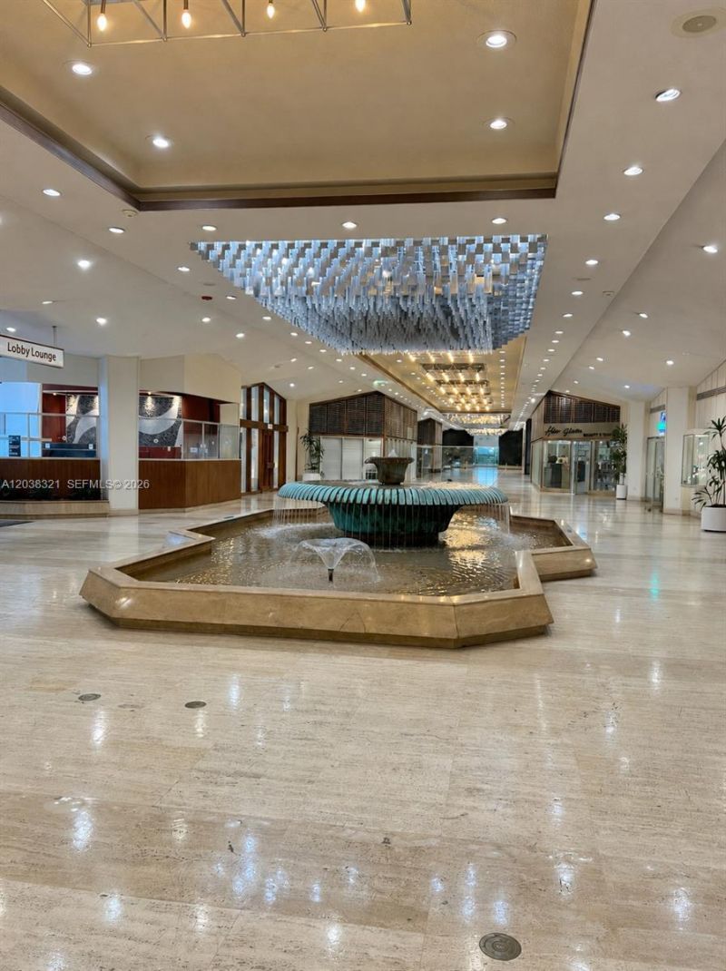 801 Brickell Bay Dr, Unit 364, Miami, FL 33131 Photo